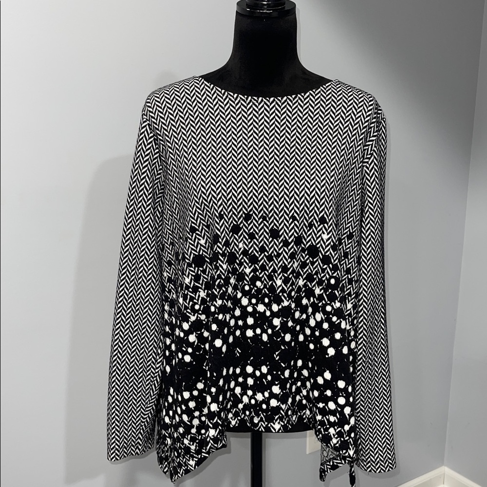Joseph Ribkoff Size 14 Black White Chevron‎ Print Dotted Side Slits Pullover Top